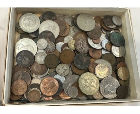 Selection of vintage coins 