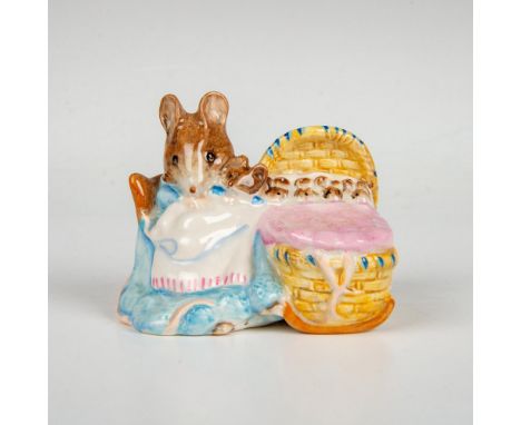 This is modeled with the straw cradle. This item has its original box measuring 3"L x 3"W x 4.25"H. Beswick backstamp. Artist