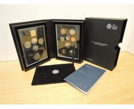 A Royal Mint 2018 The United Kingdom Proof Coin Set Collectors Edition, 13 Coin Set, 1p to £5, 2018 Proof Medal, in two plast