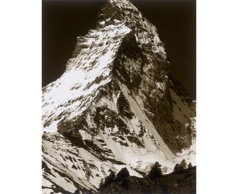 Kris Martin (Kortrijk, Belgien 1972 – lebt in Gent). „Matterhorn“. 2009Lambda-Druck. Motivmaß: 111,8 × 89,5 cm (Rahmenmaß: 14