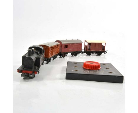OO gauge model railways, a collection including R3E train set with 0-6-0 BR 47606 locomotive, rolling stock etc; R258 4-6-2 T