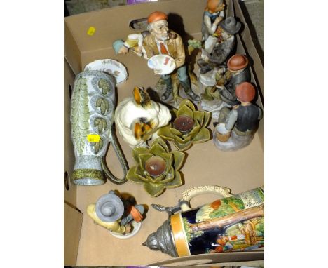 A TRAY OF CERAMIC FIGURES ETC.