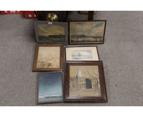 SIX ASSORTED WATERCOLOURS AND OIL PAINTINGS TO INCLUDE AN OIL ON BOARD OF A SEASCAPE, WATERCOLOUR OF A VILLAGE SCENE WITH LIG