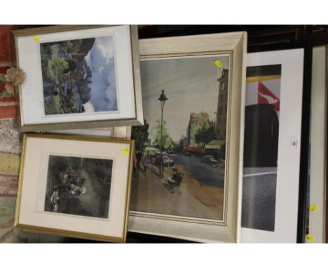 A QUANTITY OF PICTURES AND PRINTS TO INCLUDE A SIGNED GAVIN MACLEOD LIMITED EDITION FORMULA ONE PRINT, DAVID SHEPHERD PRINT E