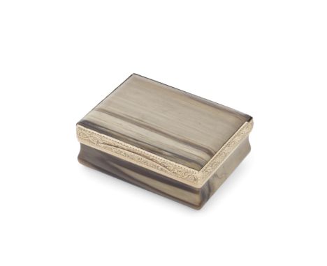 An early 19th century agate and gold mounted snuff boxwith 1804-7 Viennese control markRectangular, carved petrified wood cov