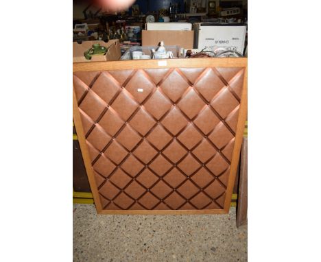 LARGE WOODEN FRAME WITH LATTICE TYPE DESIGN AND CUSHION FOR CARDS