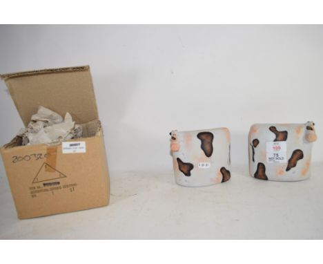 BOX CONTAINING CERAMIC MODEL OF A COW