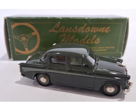 Lansdowne, 1:43 scale LDM14 1963 Singer Gazelle. Dark dull green, sage green side flash, light grey plated metal hubs Conditi