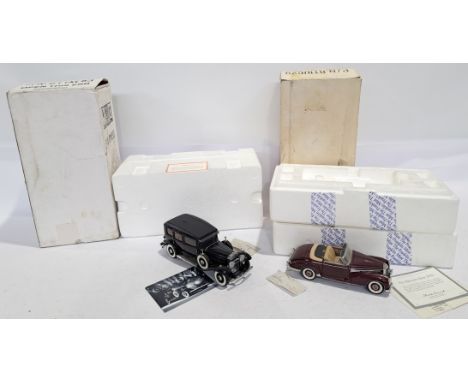 Franklin Mint, a pair of 1:24 scale boxed models to include 452 Cadillac 1930 V-16 and others. Conditions generally appear to