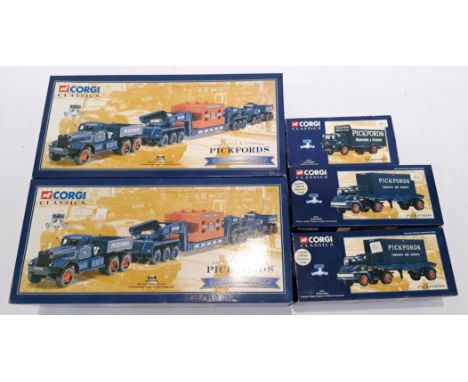 Corgi Classics, a 1:50 Scale group of "Pickfords" Vehicles. Includes Thames Trader Platform Trailer &amp; Container 30501 wit
