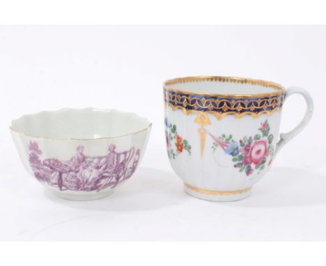 18th century Worcester Royal marriage pattern fluted coffee cup and Worcester puce printed tea bowl (2)