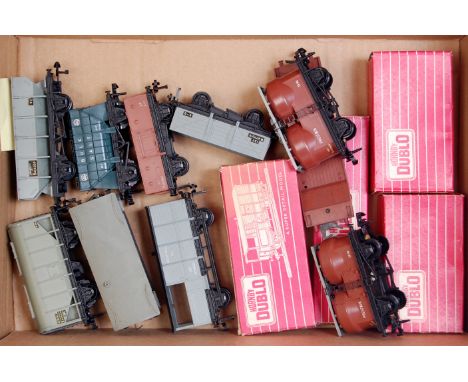 Four boxed and six unboxed SD6 wagons including 2x Prestwin, bulk salt and 2 IT hopper wagon (G)