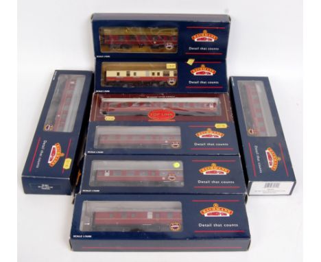7 Bachmann and 1 Hornby BR Mk 1 coaches (G-BFG)