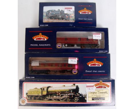 Bachmann 31-702A BR lined black class B1 engine and tender No. 61190 with modified tender pickups (G-BG), 31-452B Ivatt BR li