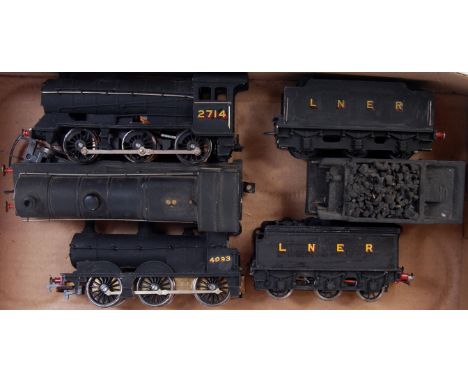 Whitemetal kit built 0-6-0 engine and tender LNER No. 2714, a similar LNER No. 4093 and a resin cast 4-4-0 engine and tender 
