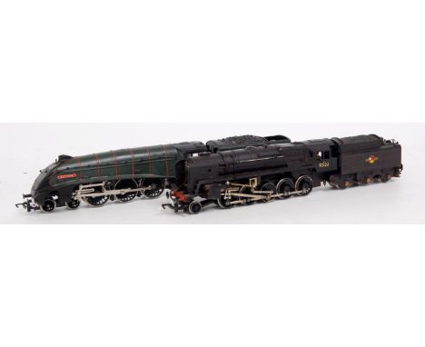 A Hornby class A4 engine and tender BR green 'Bittern' (G) together with a BR black class 9F engine and tender, details added