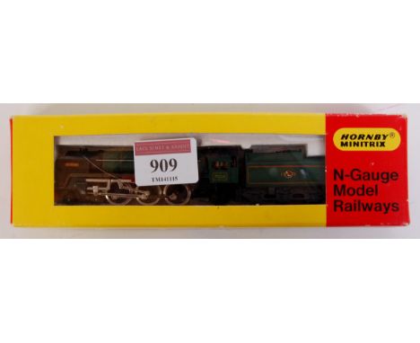 A Hornby Minitrix N gauge BR green 70000 'Britannia' engine and tender (M-BM)