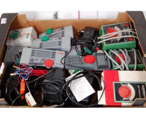 Mixed lot of Fleischmann, Trix and Marklin controllers/transformers, some digital 