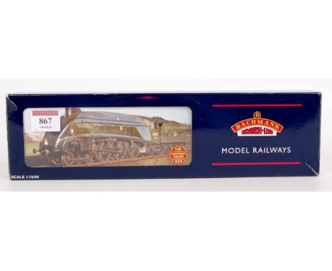 A Bachmann 31-952 NRM Heritage Range LNER blue with valances class A4 engine and tender 4468 'Mallard' (G-BG)