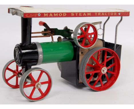 Mamod Live Steam Traction Engine with canopy, usual specification, with scuttle, burner and steering rod, very little use (G)