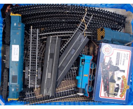 Quantity of Peco Setrack (F-G), Hornby class 37 blue diesel, Thomas tank engine, 0-6-0 class of diesel (F-G), and a Bachmann 