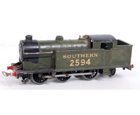 A prewar Hornby Dublo EDL7 Southern olive green No. 2594 tank engine, good for age