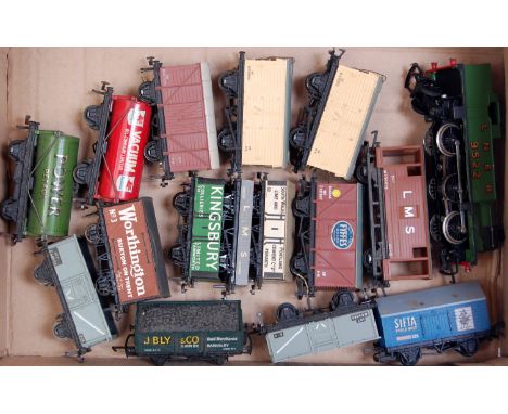 A Wrenn Railways LNER green 0-6-2 tank engine and 4 wagons, 4 Peco wagons, 7 Hornby Dublo wagons (F-G)