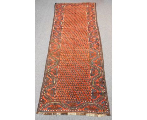 Kordi. Stammesteppich. Khorasan. Antik.326 cm x 132 cm. Handgeknüpft. Wolle auf Wolle. Stammesteppich im alten Kelly - Format