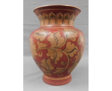 Steingut (Keramik) Vase.39 cm hoch. Wohl Gründerzeit / Neoklassizismus, 19. Jahrhundert. Wahrscheinlich Interpretation nach a