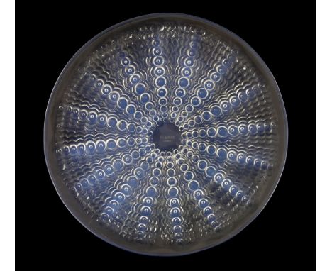 A R. Lalique Oursins opalescent glass plate,etched mark R. LALIQUE FRANCE,28cmA few deep scratches to the underside of the di