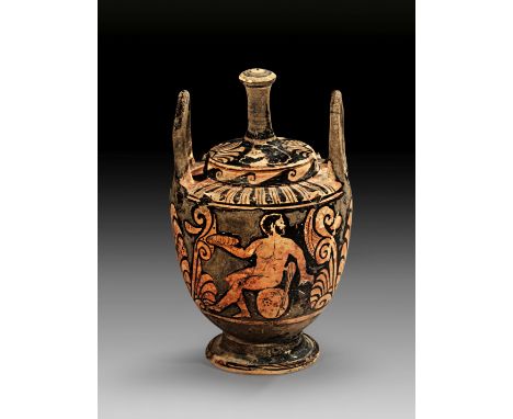Kampanischer Lebes Gamikos in der Art des Kassandra-Malers. Capua I, 360 - 350 v. Chr. H mit Deckel 18,2cm, ø Körper 10,6cm, 