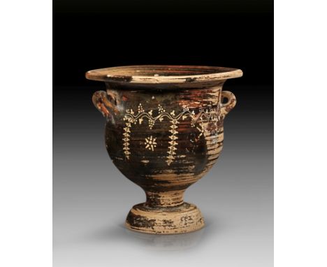 Paestanischer Glockenkrater. 2. Drittel 4. Jh. v. Chr. H 22,6cm, ø Körper 16,4cm, ø Mündung 22cm, ø Fuß 11,5cm. Gnathiaware m
