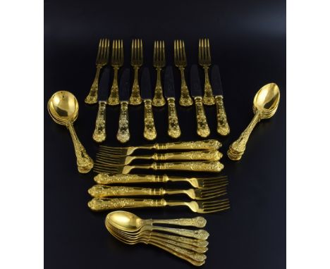 Modern silver gilt canteen of King's pattern cutlery for six, comprising dinner forks, soup spoons, dessert spoons, tea spoon