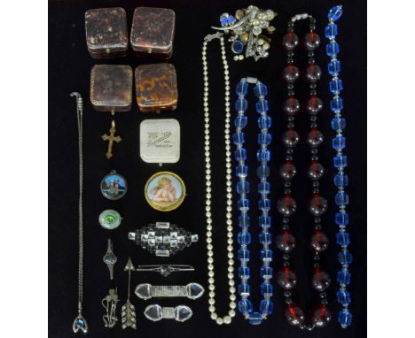 Collection of  mainly1930's jewellery, including paste and enamel brooch, another butterfly wing also a brooch of a porcelain