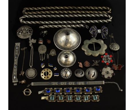 Large quantity of silver and white metal jewellery, badges and mounts, including large 1940's paste set bow brooch, marked st