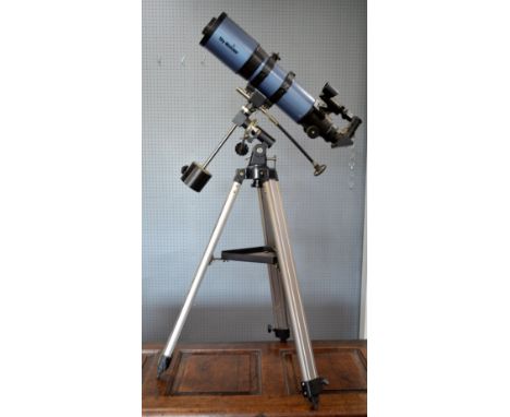 Sky watcher telescope on tripod, diameter of end 113 mm       