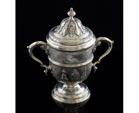 George V silver two handled cup and cover in early 18th century style with cut card decoration by Mappin & Webb, Sheffield, 1