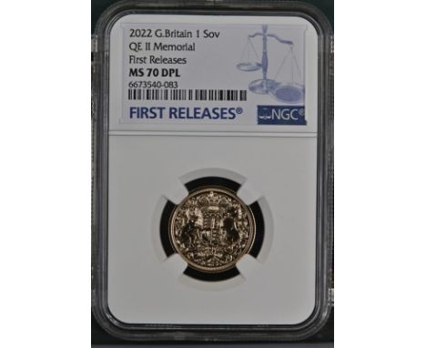 UNITED KINGDOM. Charles III, 2022-. Gold sovereign, 2022. Royal Mint. Issued as the first sovereign for King Charles III to c