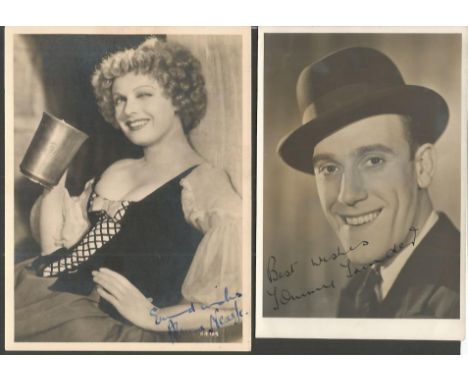 Vintage signed photo collection.  17 signatures.  Amongst names are Tommy Trinder, Anna Neagle, Nigel Hawthorne, Jessie Matth