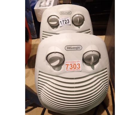Pair of De Longhi fan heaters. Not available for in-house P&P, contact Paul O'Hea at Mailboxes on 01925 659133Condition Repor