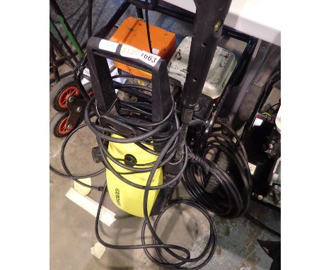 Karcher 520m pressure washer with lance. Not available for in-house P&P, contact Paul O'Hea at Mailboxes on 01925 659133Condi