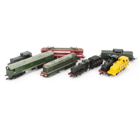 Assorted OO Gauge Locomotives by Hornby-Dublo Wrenn and Lima, A H-D 3-rail Bo-Bo D8000, P-F, body damage and corrosion, 2-rai