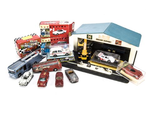 Post-war and Modern Diecast Vehicles, vintage and modern private and commercial models including boxed models Dinky 254 Polic