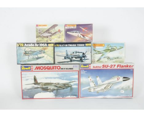 French and British Aircraft Kits, a boxed collection comprising 1:81 scale Glencoe Models 06101 Curtiss Condor, 1:48 scale Ma