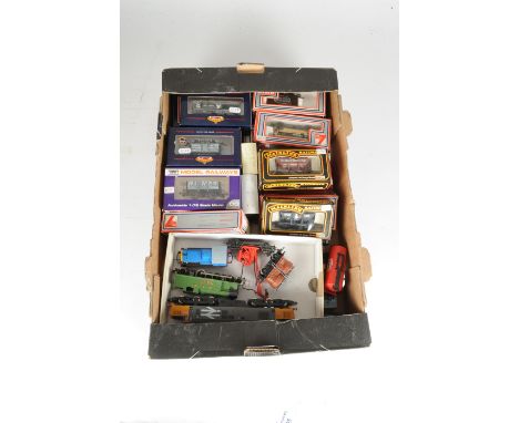 Hornby and Wrenn 00 Gauge Locomotives and various makers Rolling Stock, unboxed Hornby Class 37 Railfreight 37063 and ECC Qua