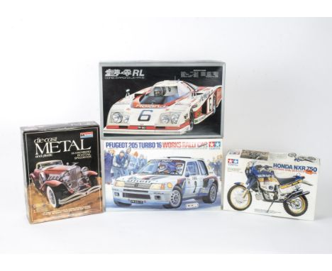 Diecast and Plastic Vehicle Kits, a boxed Monogram plastic and diecast 1:24 scale 6200 Duesenburg Speedster, Fujimi SM35 Dome