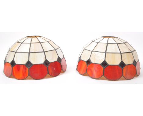 Tiffany Manner - A pair of Tiffany style stained glass light lamp shades. Ceiling / table lamp shades in red and white. Dome 