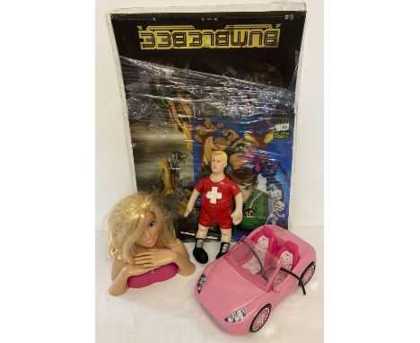 A collection of assorted vintage Toys and posters. Comprising: Little Britain David talking plush doll, 4 lenticular posters 