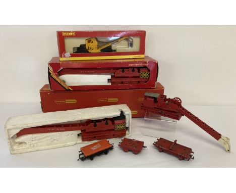 4 x OO gauge Hornby cranes, 2 in original boxes. To include R.739 Operating Breakdown Crane. Boxes and packaging in varying c