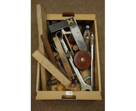 Seven woodworking planes including 'Stanley' and other woodworking tools   Condition Report   Click here for further images, 